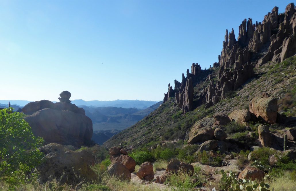 Peralta trailhead outlet superstition mountains